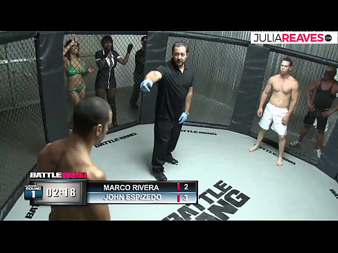 ❤️ Ultimate Fighter fickt ein Nummerngirl direkt nach einem Kampf im Ring ❤️ Anal video bei uns ﹏
