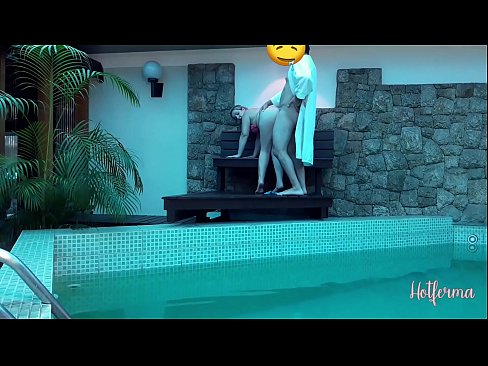 ❤️ Boss lädt Dienstmädchen zum Pool ein, kann aber einem heißen Sex nicht widerstehen ❤️ Anal video bei uns ﹏